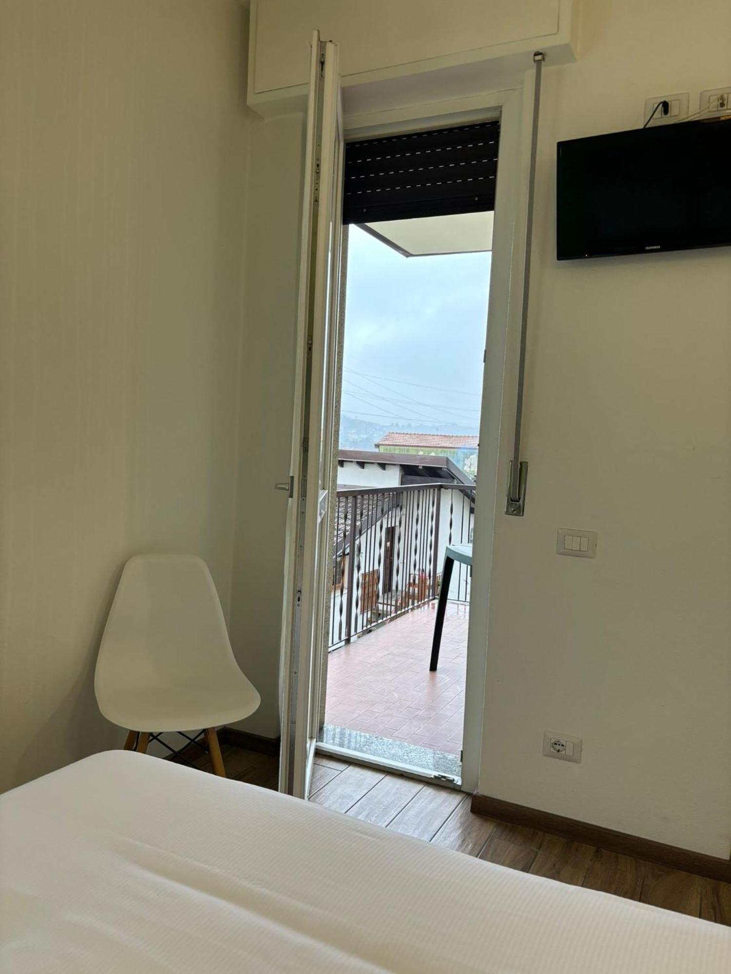 Airuno Rooms מראה חיצוני תמונה